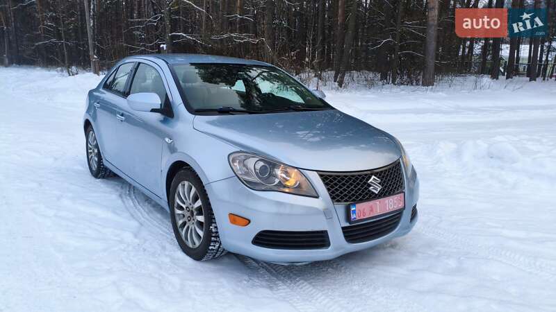 Suzuki Kizashi 2010