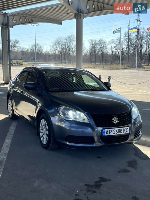 Suzuki Kizashi 2011