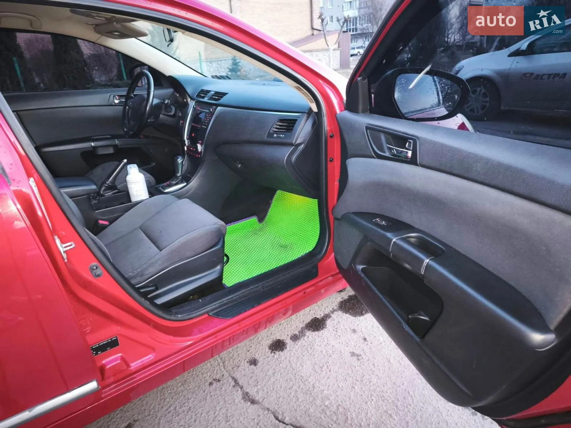 2012 Suzuki Kizashi - мініатюра 13