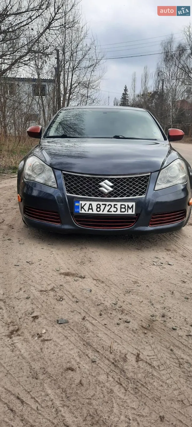 2010 Suzuki Kizashi - мініатюра 2