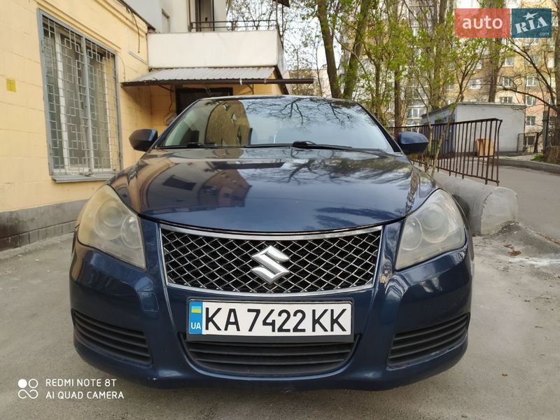 Suzuki Kizashi 2012