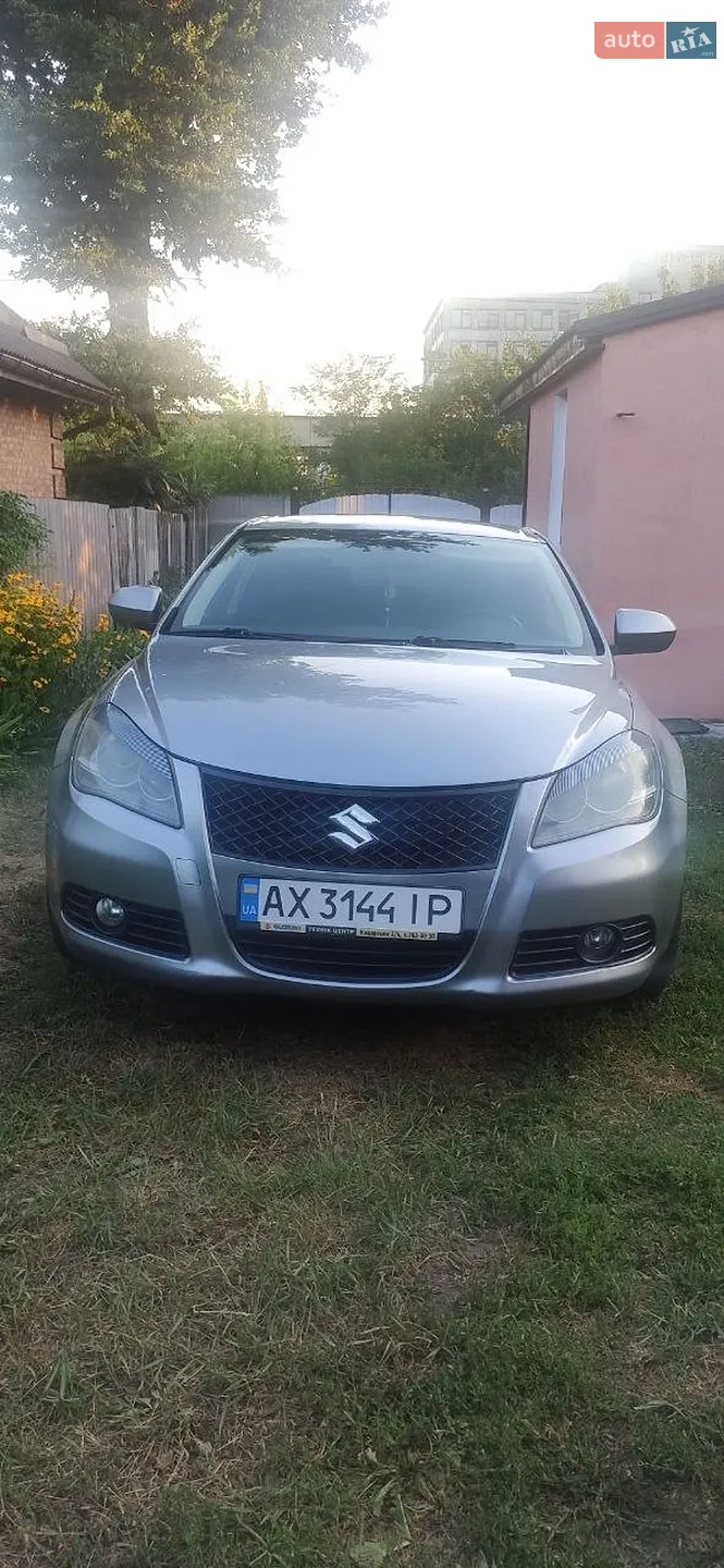2011 Suzuki Kizashi - мініатюра 8