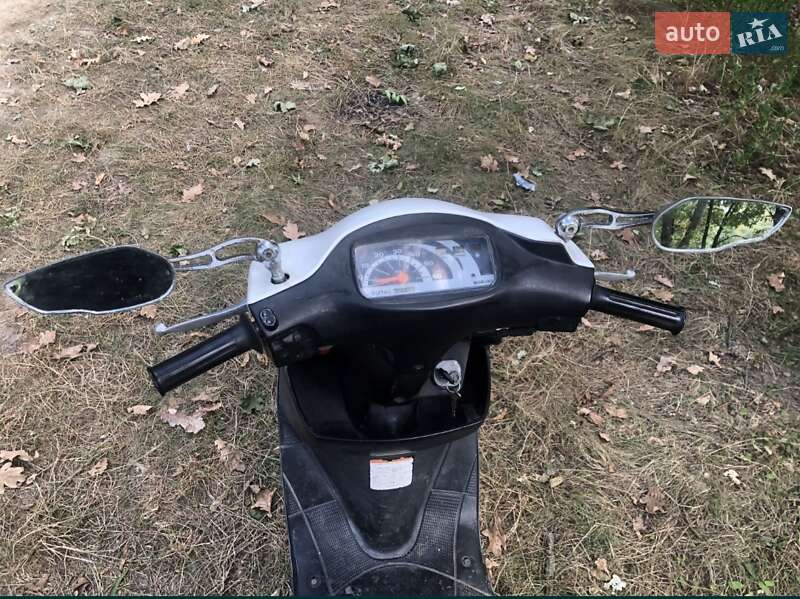 Скутер Suzuki Lets 2 2007 в Маньковке фото 5 Скутер Suzuki Lets 2 2007 в Маньковке