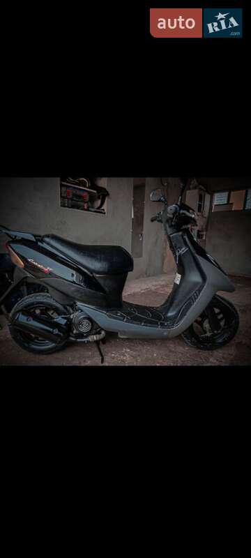 Скутер Suzuki Lets 2 2002 в Збараже