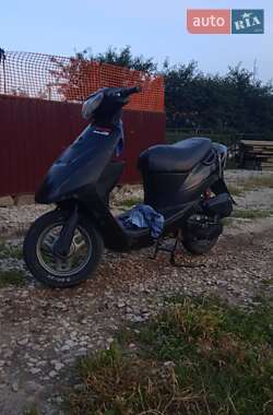 Скутер Suzuki Lets 2 2000 в Гусятині