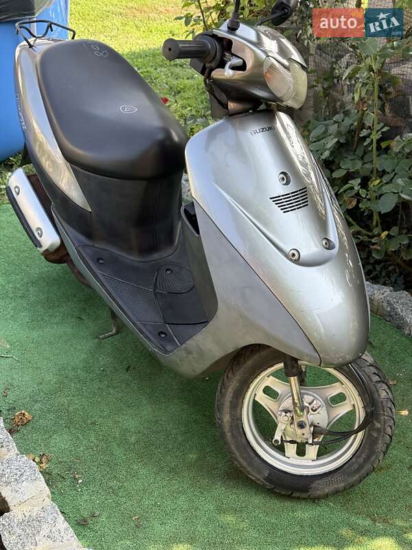 Мопеди Suzuki Lets 2 2007 в Умані