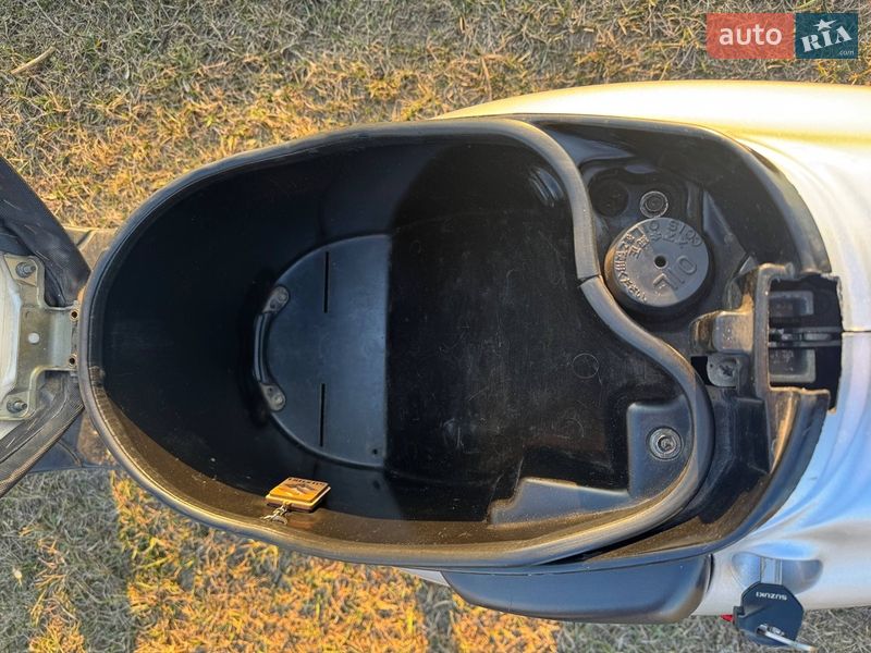 Скутер Suzuki Lets 2 2002 в Кагарлыке