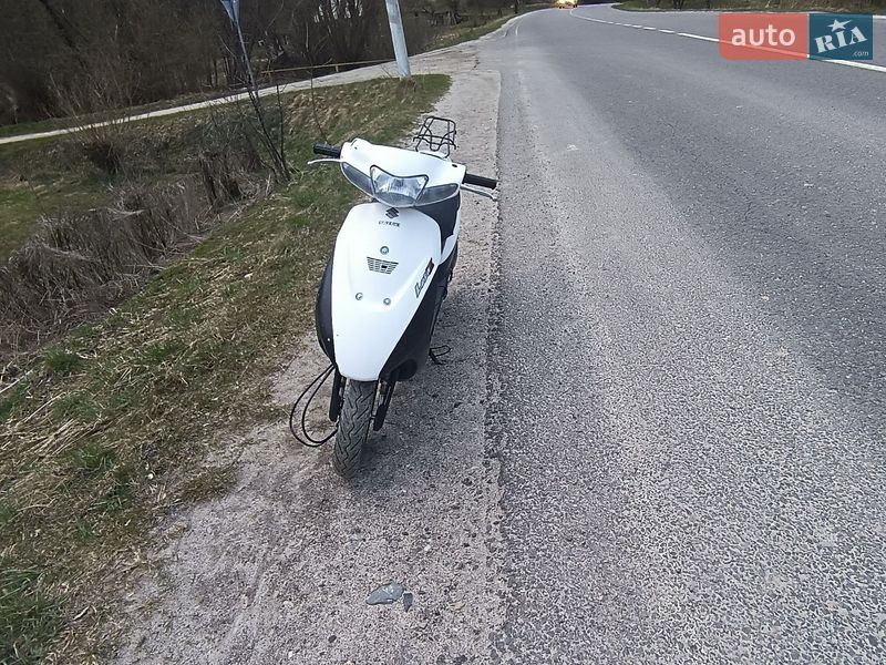 Мопеди Suzuki Lets 2 2005 в Турці