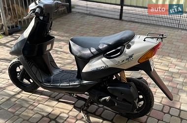 Скутер Suzuki Lets 2 2001 в Миргороді
