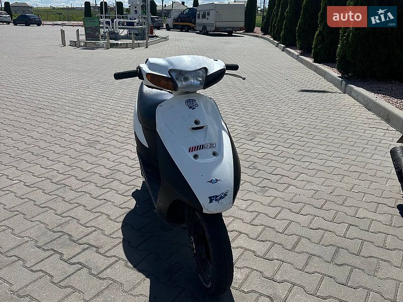 Скутер Suzuki Lets 2 2005 в Ровно