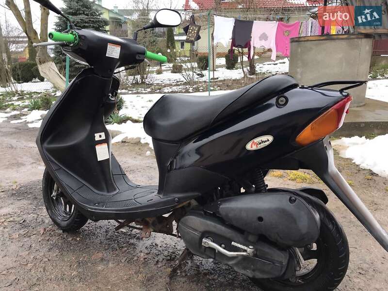 Скутер Suzuki Lets 3 2011 в Дрогобыче