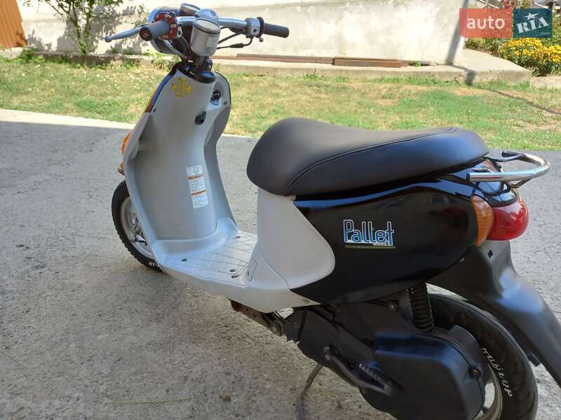 Скутер Suzuki Lets 4 2010 в Черновцах