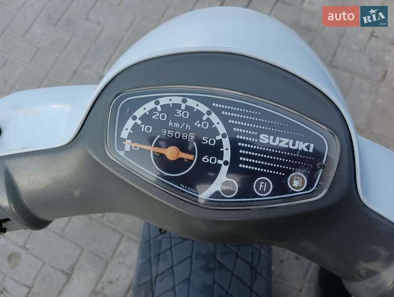 Скутер Suzuki Lets 4 2013 в Соснівці