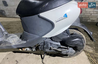 Мопеди Suzuki Lets 4 2012 в Щирце