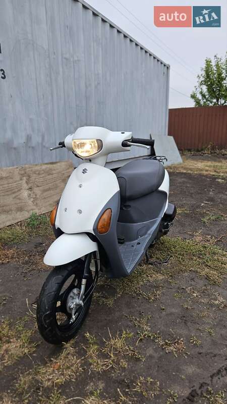 Скутер Suzuki Lets 4 2014 в Николаеве фото 11 Скутер Suzuki Lets 4 2014 в Николаеве