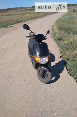 Скутер Suzuki Lets 2010 в Арцизе