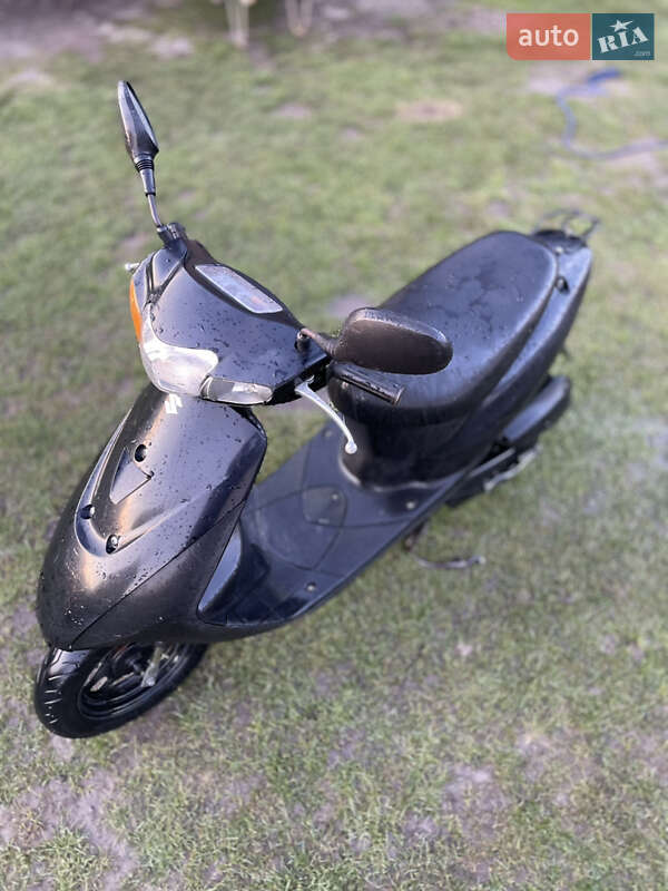 Suzuki Lets 2011