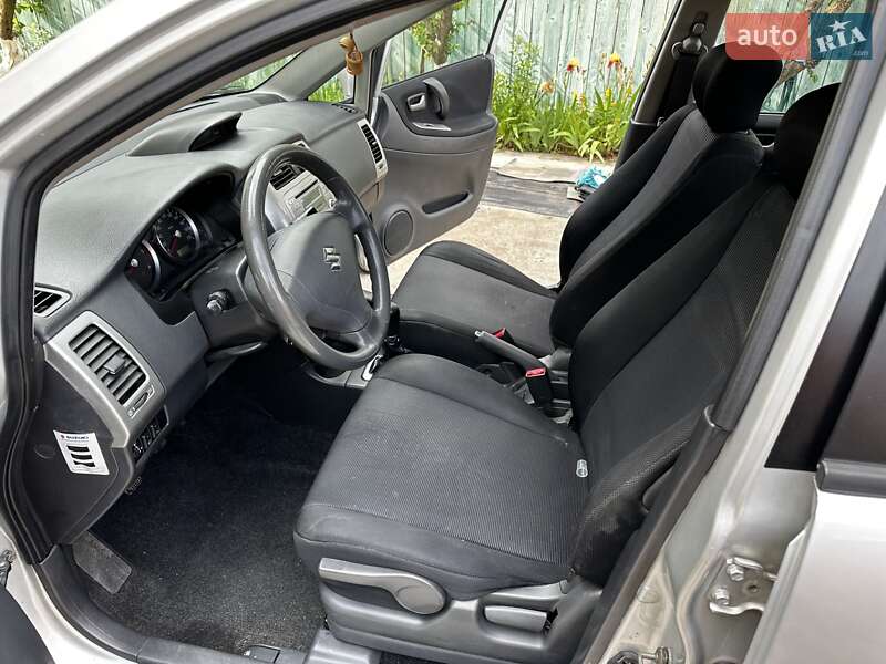 Універсал Suzuki Liana 2005 в Івано-Франківську