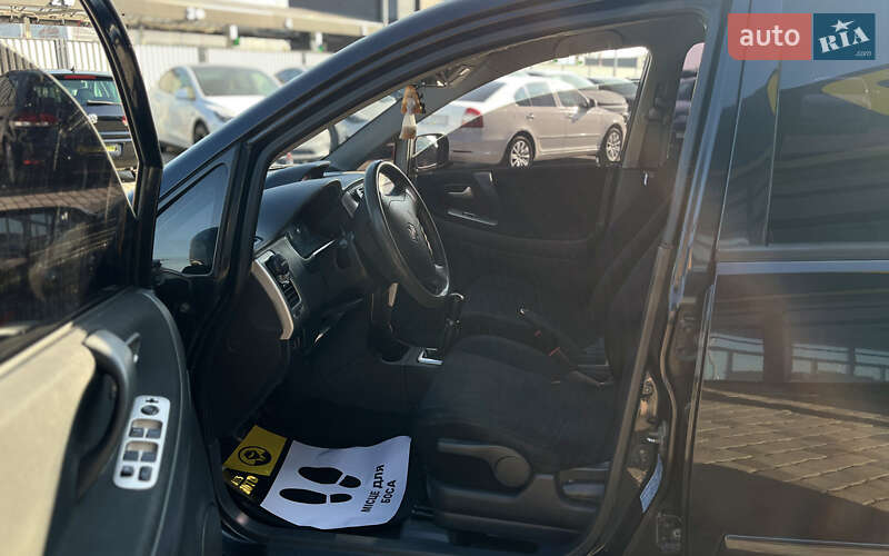 Седан Suzuki Liana 2005 в Мукачево