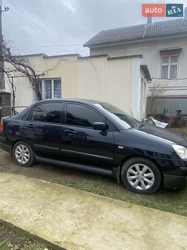 Седан Suzuki Liana 2005 в Чернівцях