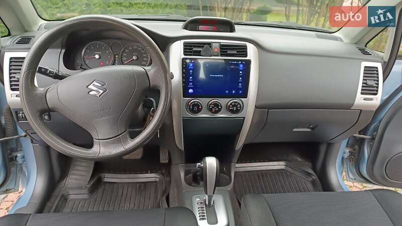 Седан Suzuki Liana 2005 в Судовой Вишне