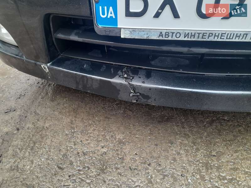 Седан Suzuki Liana 2007 в Староконстантинове