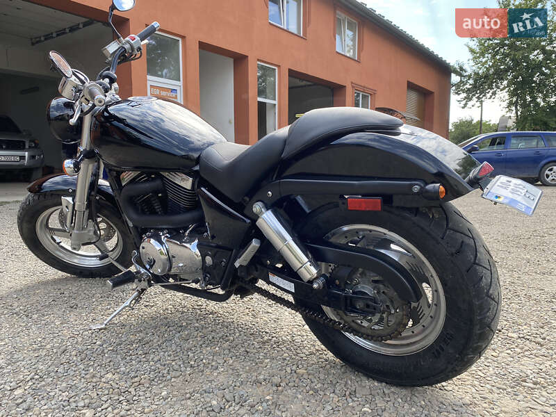 Мотоцикл Чоппер Suzuki Marauder 800 2000 в Виноградове