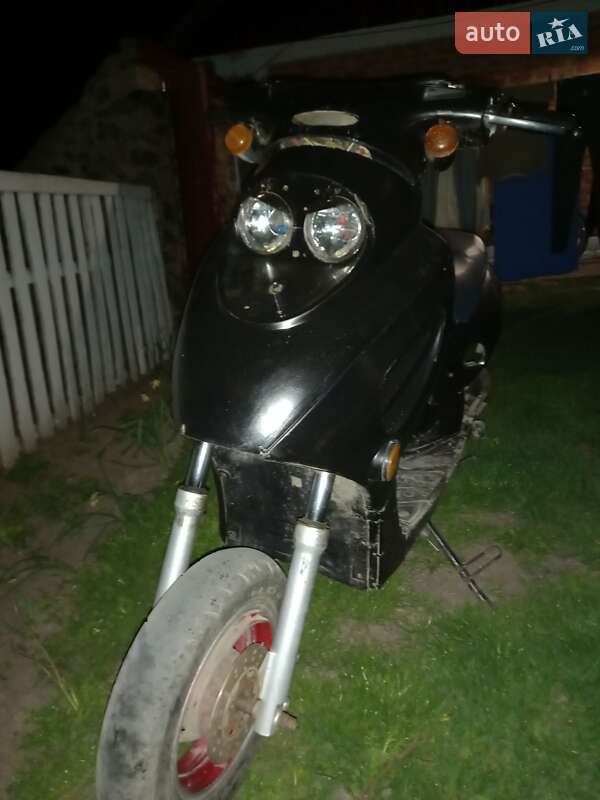 Мокик Suzuki Mollet 1986 в Хмельнике