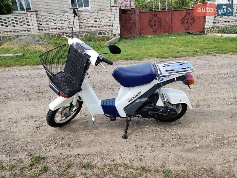 Грузовые мотороллеры, мотоциклы, скутеры, мопеды Suzuki Mollet 2007 в Гайвороне фото Грузовые мотороллеры, мотоциклы, скутеры, мопеды Suzuki Mollet 2007 в Гайвороне