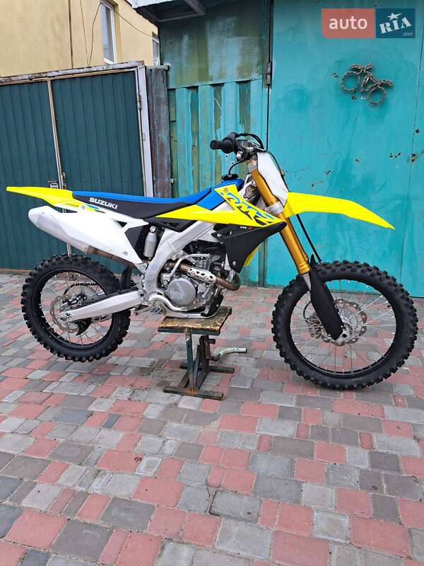 Мотоцикл Кросс Suzuki RM 250Z 2022 в Кременчуці фото 7 Мотоцикл Кросс Suzuki RM 250Z 2022 в Кременчуці