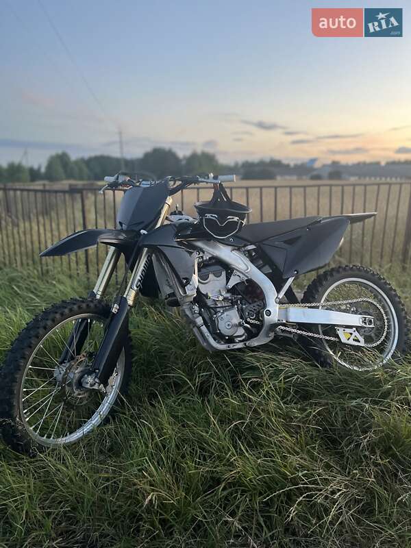 Мотоцикл Кросс Suzuki RM 450Z 2013 в Ратным фото 2 Мотоцикл Кросс Suzuki RM 450Z 2013 в Ратным