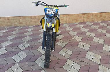 Мотоцикл Кросс Suzuki RM-Z 450 2010 в Новоселице