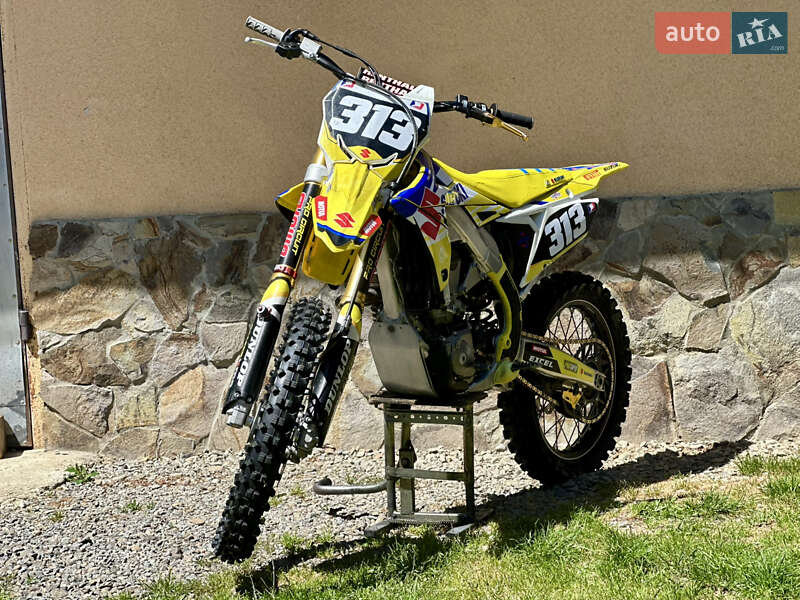 Мотоцикл Кросс Suzuki RM-Z 450 2023 в Ужгороді фото 2 Мотоцикл Кросс Suzuki RM-Z 450 2023 в Ужгороді