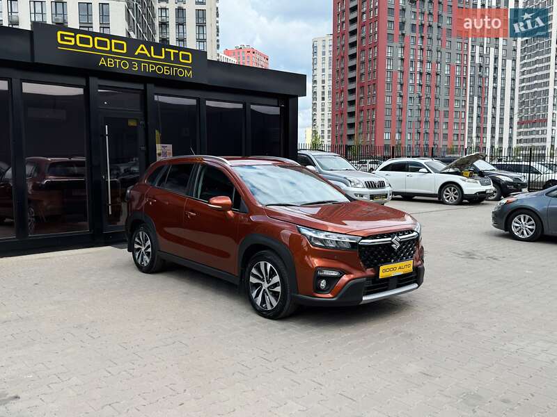 Позашляховик / Кросовер Suzuki S-Cross 2023 в Києві