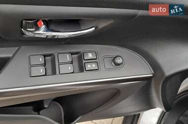 Позашляховик / Кросовер Suzuki S-Cross 2024 в 
