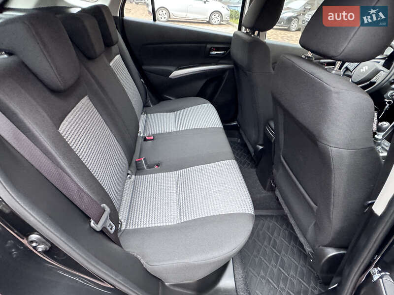 Позашляховик / Кросовер Suzuki S-Cross 2024 в Вінниці фото 19 Позашляховик / Кросовер Suzuki S-Cross 2024 в Вінниці