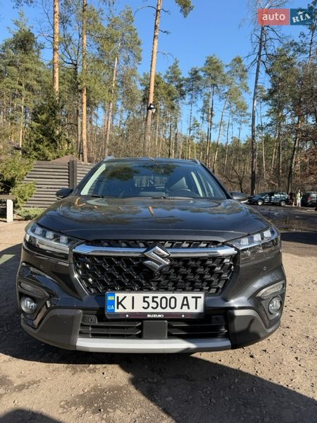 Suzuki S-Cross 2023