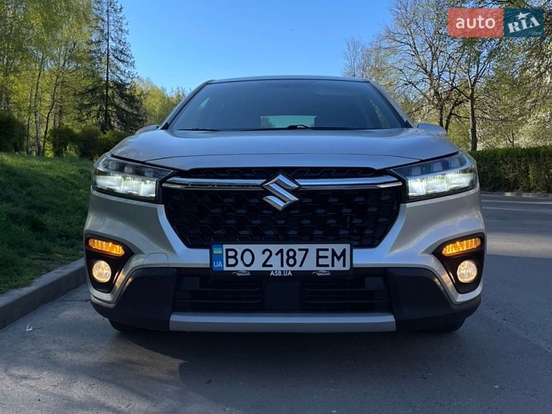 Suzuki S-Cross 2023