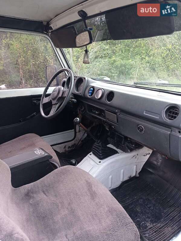 Позашляховик / Кросовер Suzuki Samurai 1988 в Могилів-Подільському