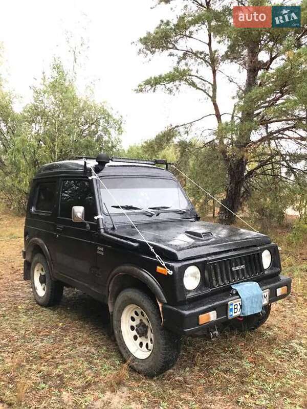 Внедорожник / Кроссовер Suzuki Samurai 1984 в Коростене