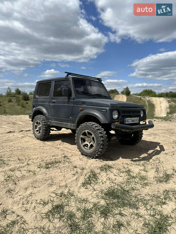 Внедорожник / Кроссовер Suzuki Samurai 1992 в Луцке