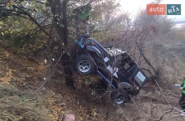 Внедорожник / Кроссовер Suzuki Samurai 1988 в 