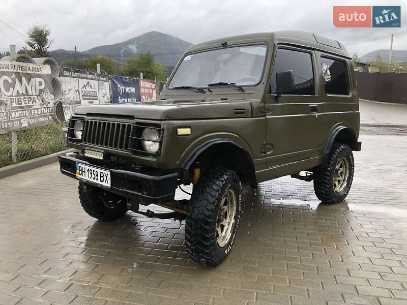 Внедорожник / Кроссовер Suzuki Samurai 1987 в Верховине