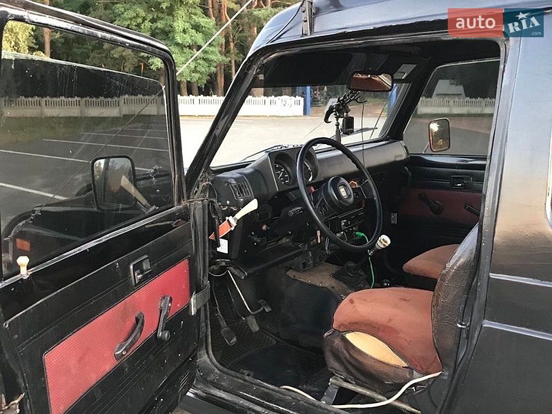 Внедорожник / Кроссовер Suzuki Samurai 1984 в Малине