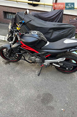 Мотоцикл Без обтекателей (Naked bike) Suzuki SFV 650 2010 в 