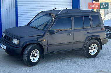 Внедорожник / Кроссовер Suzuki Sidekick 1995 в Надворной
