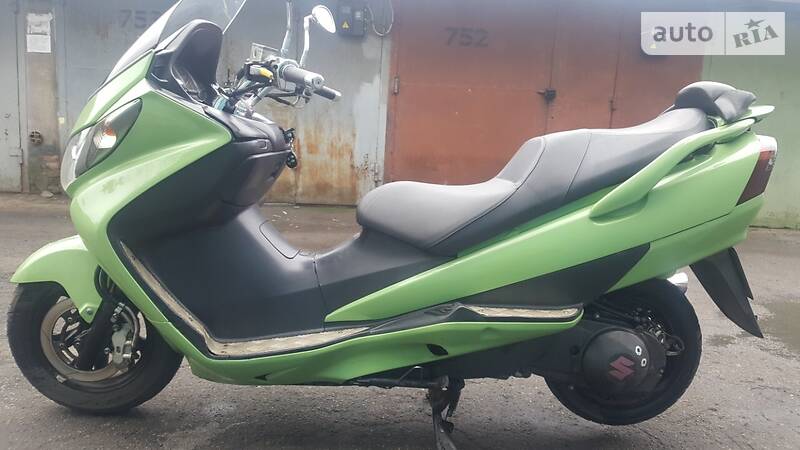 Suzuki skyway 250