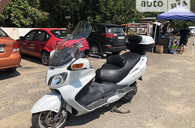 Макси-скутер Suzuki Skywave 250 2005 в 