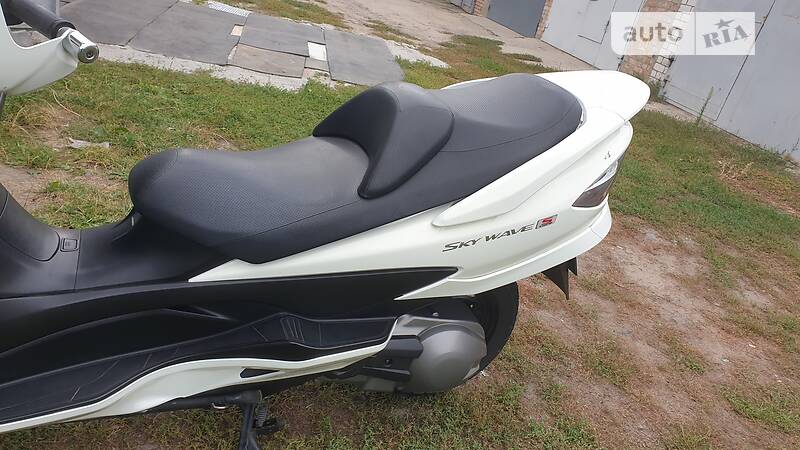Максі-скутер Suzuki Skywave 250 2011 в Ніжині