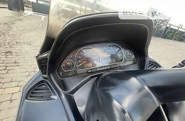 Макси-скутер Suzuki Skywave 250 2004 в 